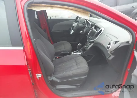 2019 Chevrolet Sonic Lt Auto from USA, damaged, VIN 1G1JD5SB4K4131800